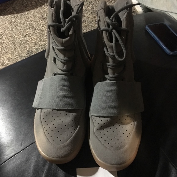 adidas Mens Yeezy Boost 750 Kanye WEST com